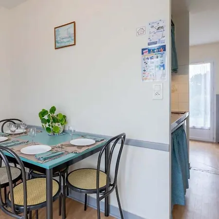 6 Personnes - Terrasse Et Confort à - Api-1-52-1252 Camping Maché