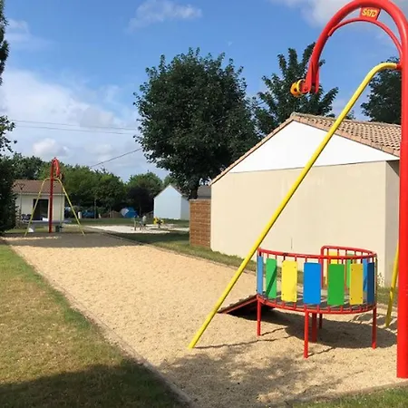 Camping 6 Personnes - Terrasse Et Confort à - Api-1-52-1252 Maché