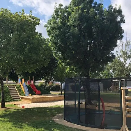 Kemp 6 Personnes - Terrasse Et Confort A - Api-1-52-1252