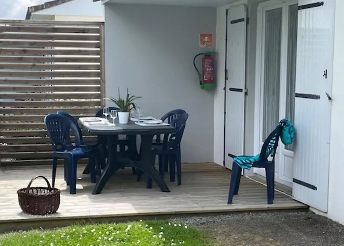 6 Personnes - Terrasse Et Confort à - Api-1-52-1252 Parque de Campismo Maché