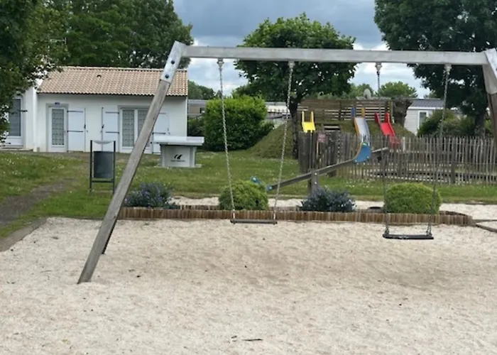 6 Personnes - Terrasse Et Confort à - Api-1-52-1252 Parque de Campismo Maché